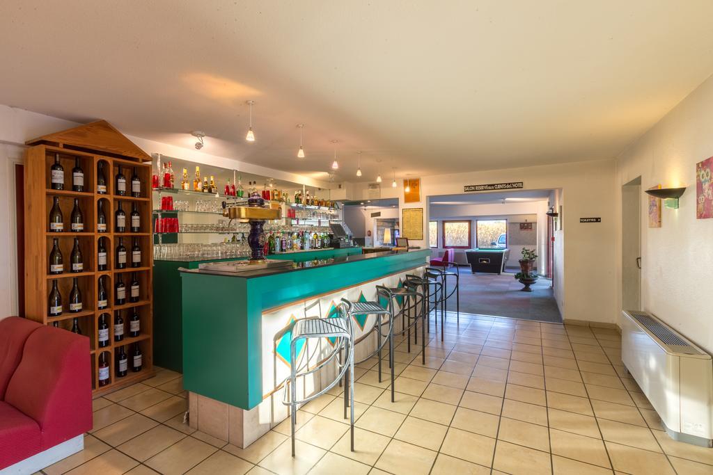 Aireco Hotell Cazères-sur-lʼAdour Exteriör bild