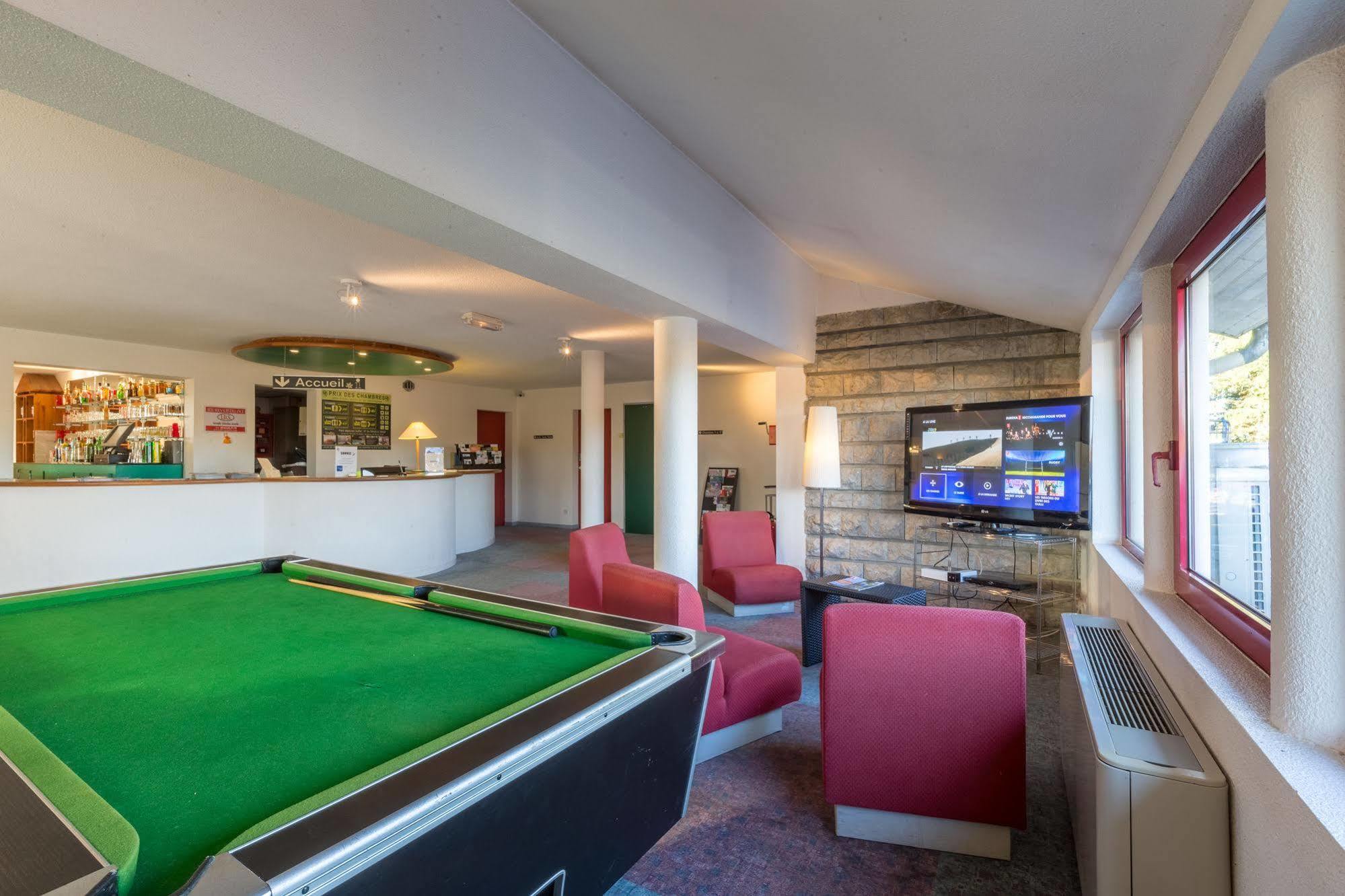 Aireco Hotell Cazères-sur-lʼAdour Exteriör bild